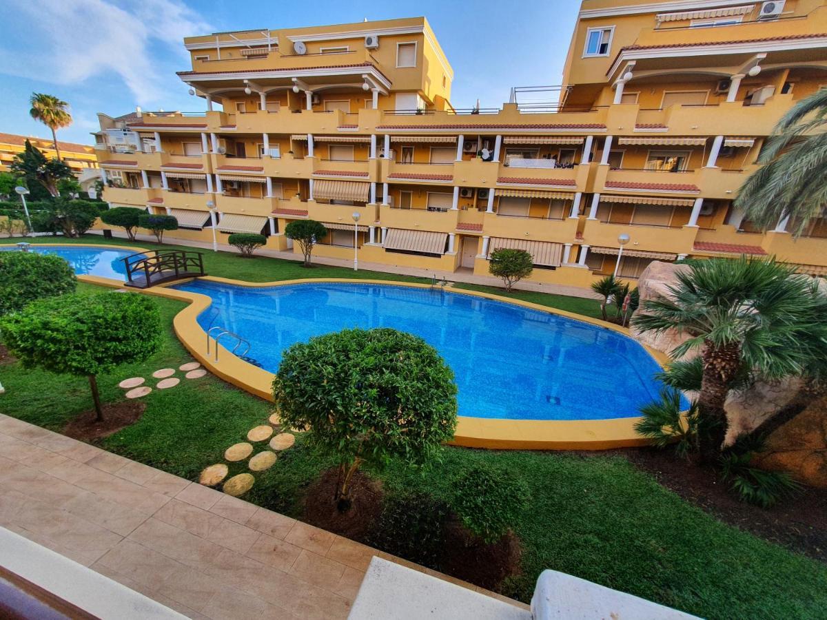 Apartamento En Cascadas De La Marina Дения Екстериор снимка