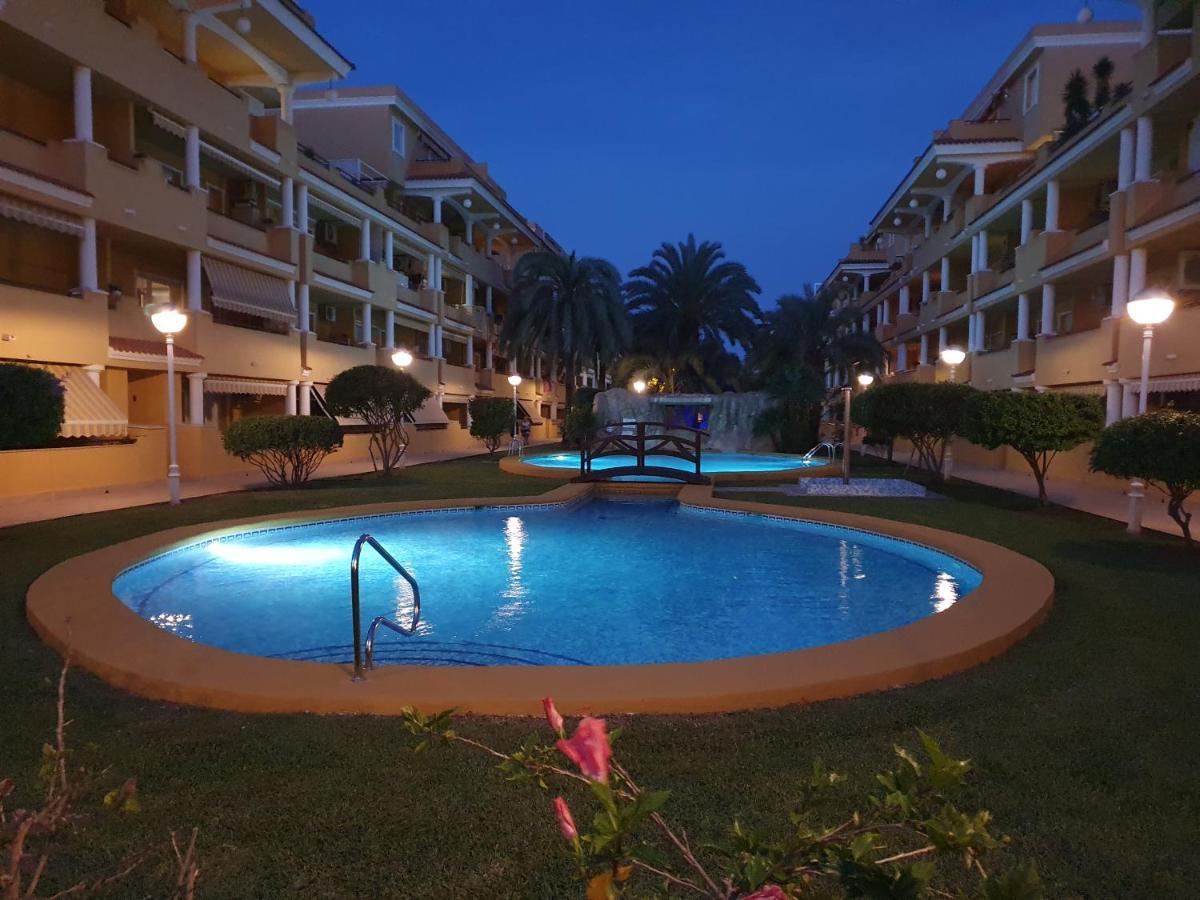 Apartamento En Cascadas De La Marina Дения Екстериор снимка
